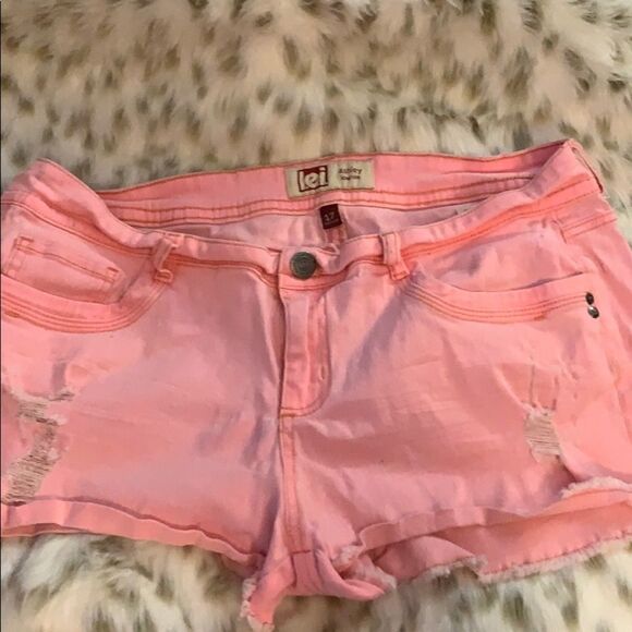 LEI summer shorts   - Picture 1 of 7